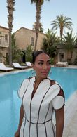 I}