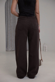 I}
