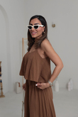 I}
