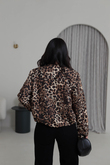 I}