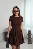 I}