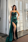 Allyso Degaje Yaka Yırtmaçlı Abiye 582243 ZÜMRÜT