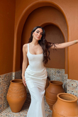 Elinda Askılı Sırt Bağcık Detay Midi Elbise 221813