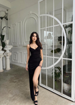 Emily Kruvaze Yaka İp Askı Yırtmaçlı Abiye 582193 SİYAH