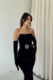 Kadife Kol Detay Straplez Kemerli Midi Elbise 9334