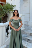 Kayık Yaka Yırtmaç Detay Saten Abiye 1038