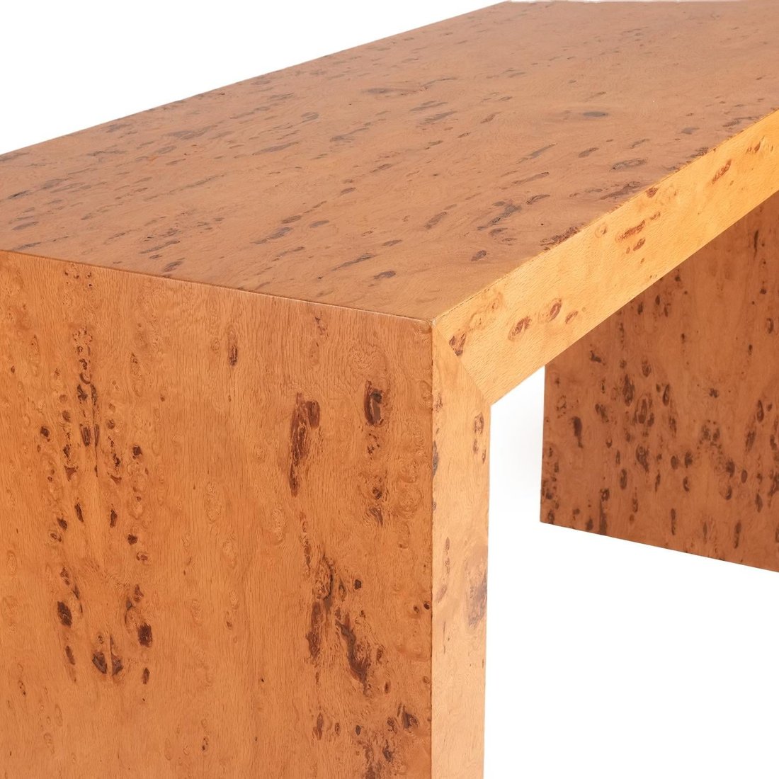 AG Selection - Titano  Dresuar