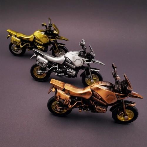 Metal Dekoratif Motor