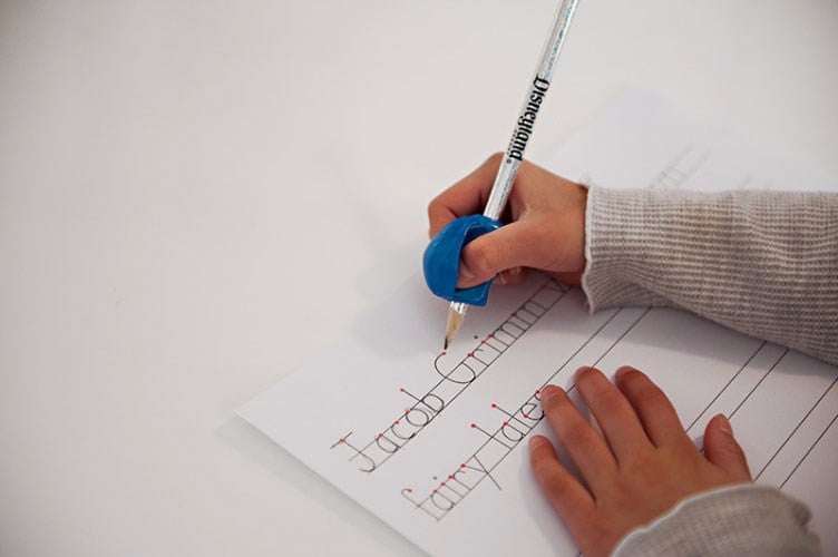 Duyumarket Orjinal Pencil Grip Crossover Kalem Tutamağı