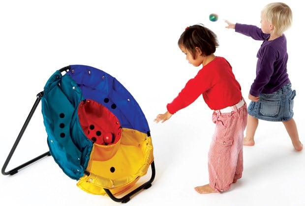 Gonge Hedefe Top Atma Oyunu - Throwing Game 2907