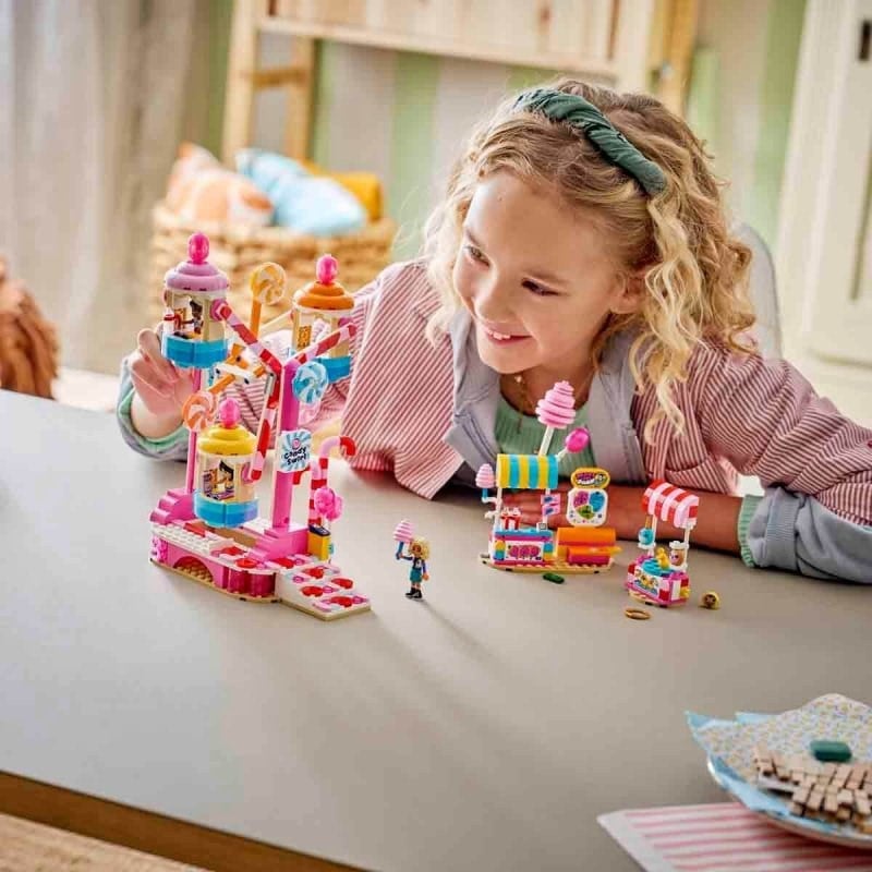 Lego Friends Şeker Ve Kapkek Dönme Dolabı Yapım Seti - 42700