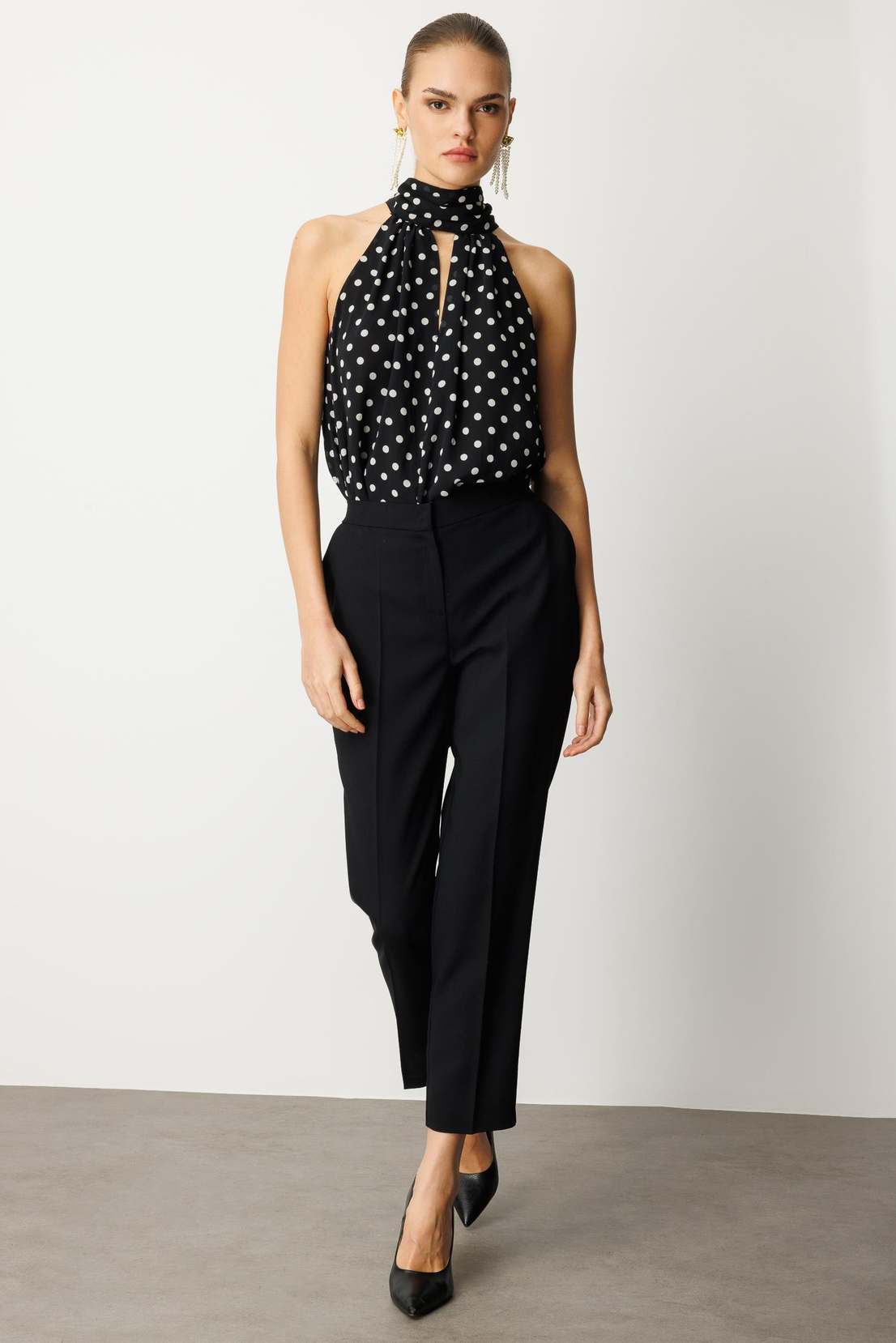 Arkası Lastikli Pantolon SİYAH