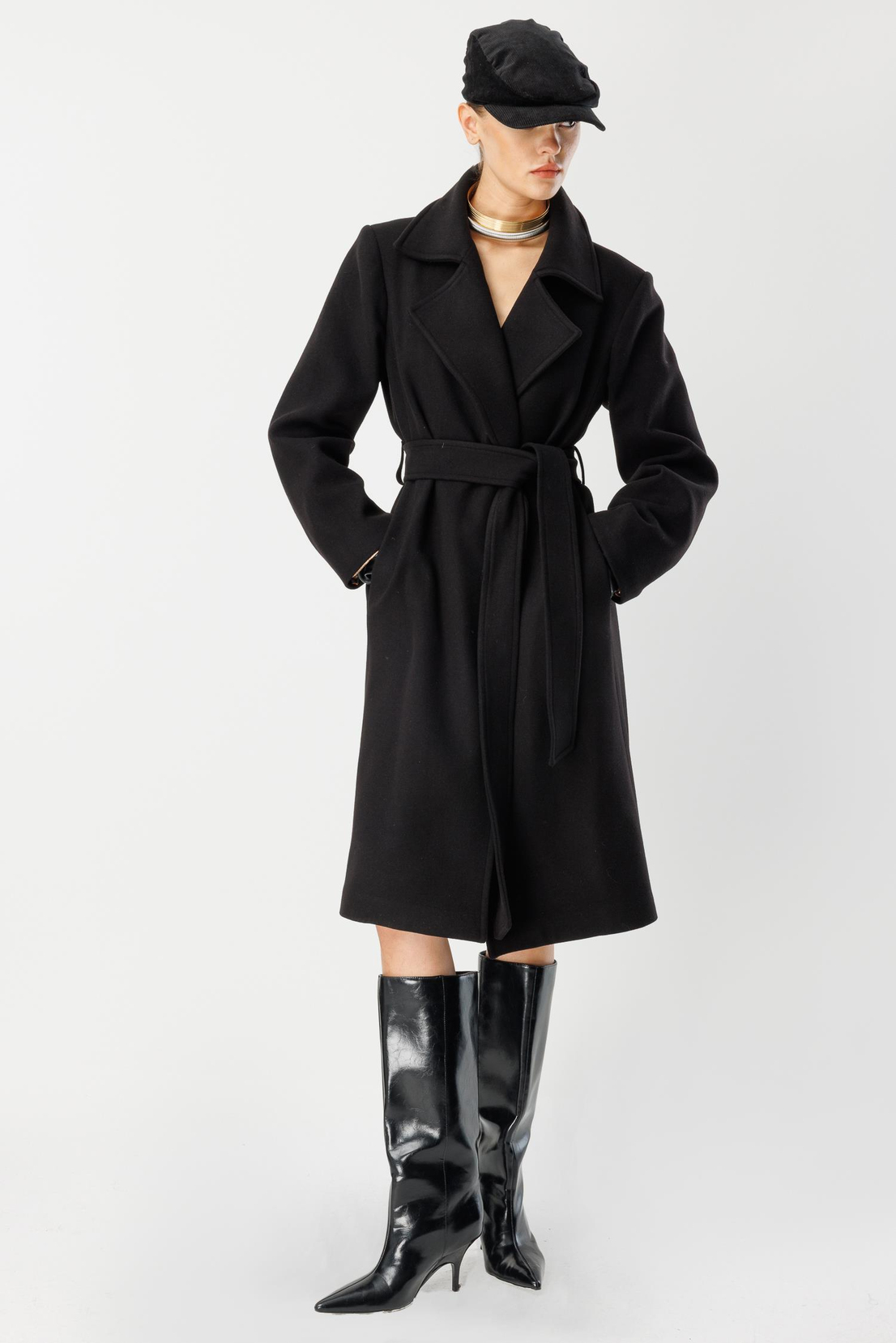 Astar Detaylı Kaşe Kaban SİYAH