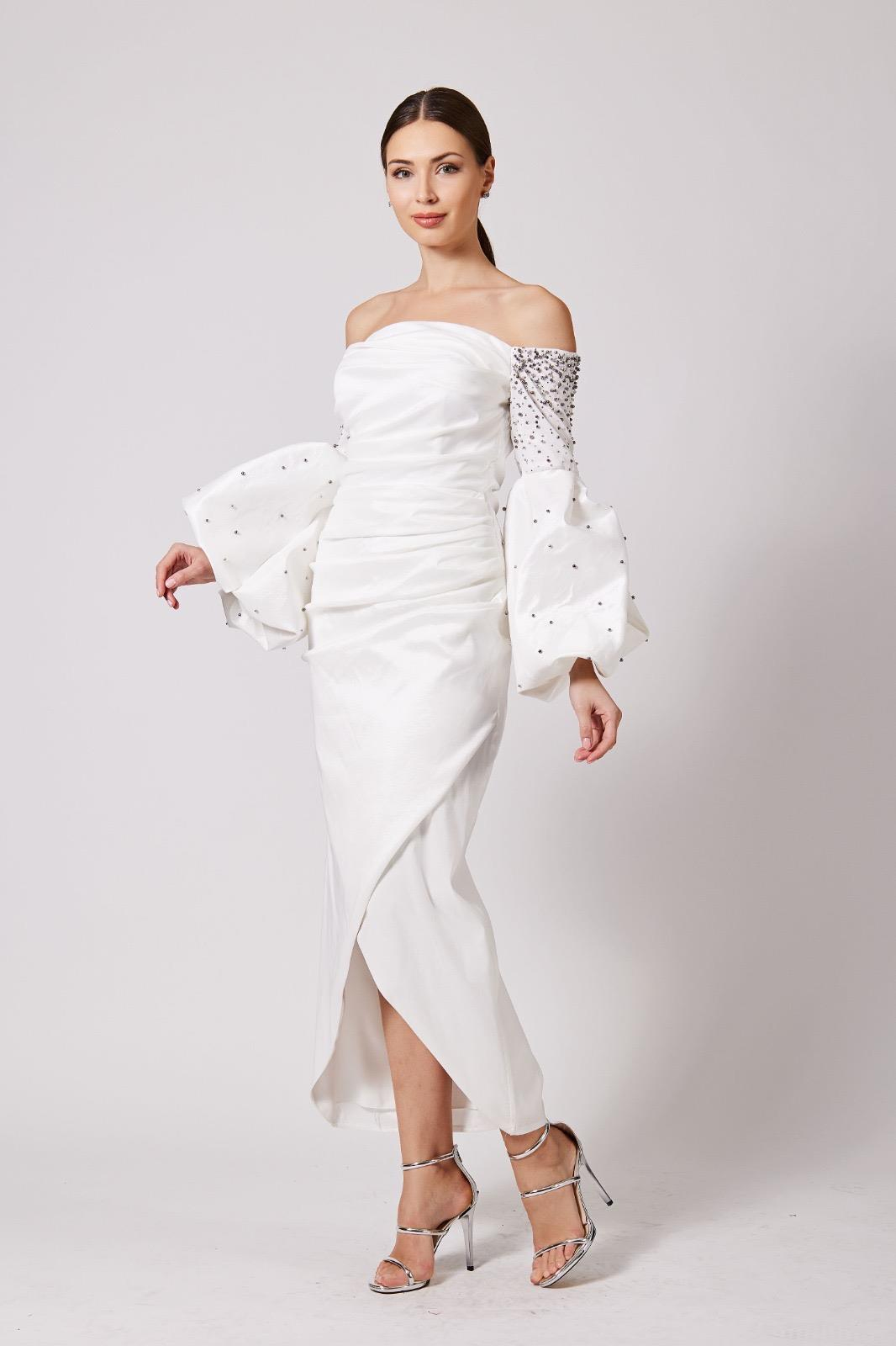Balon Kollu Taşlı Beyaz Gece Elbise