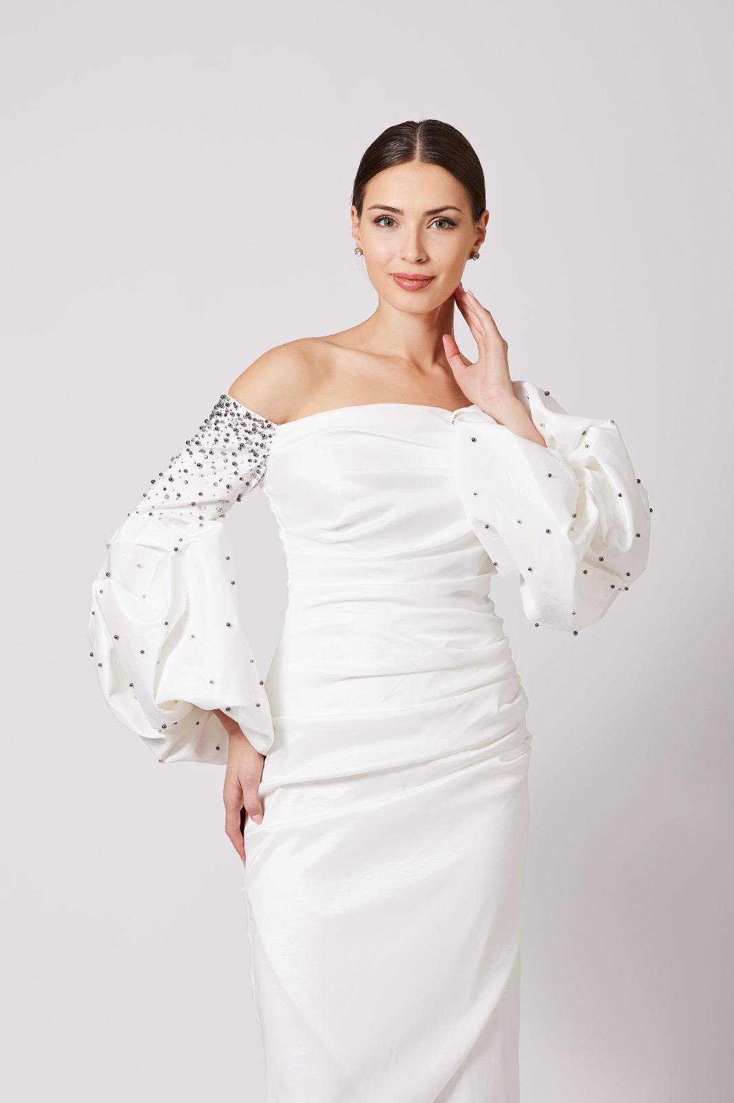 Balon Kollu Taşlı Beyaz Gece Elbise