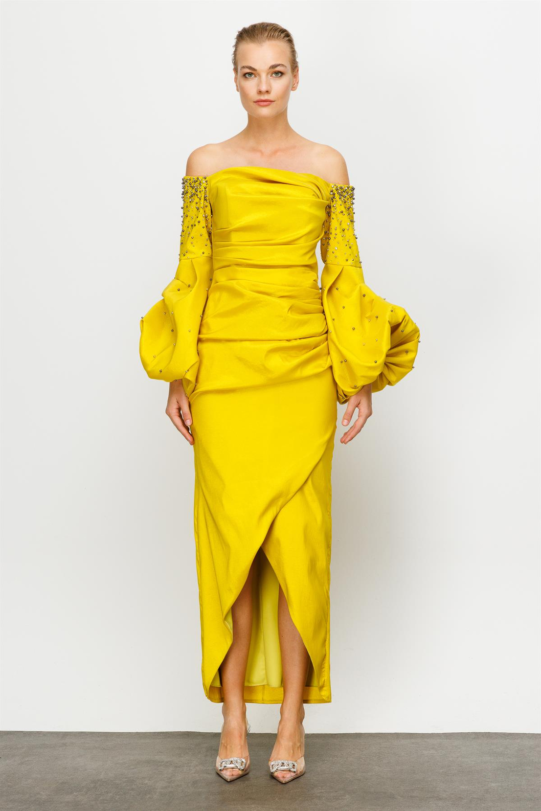 Balon Kollu Taşlı Safran Gece Elbise