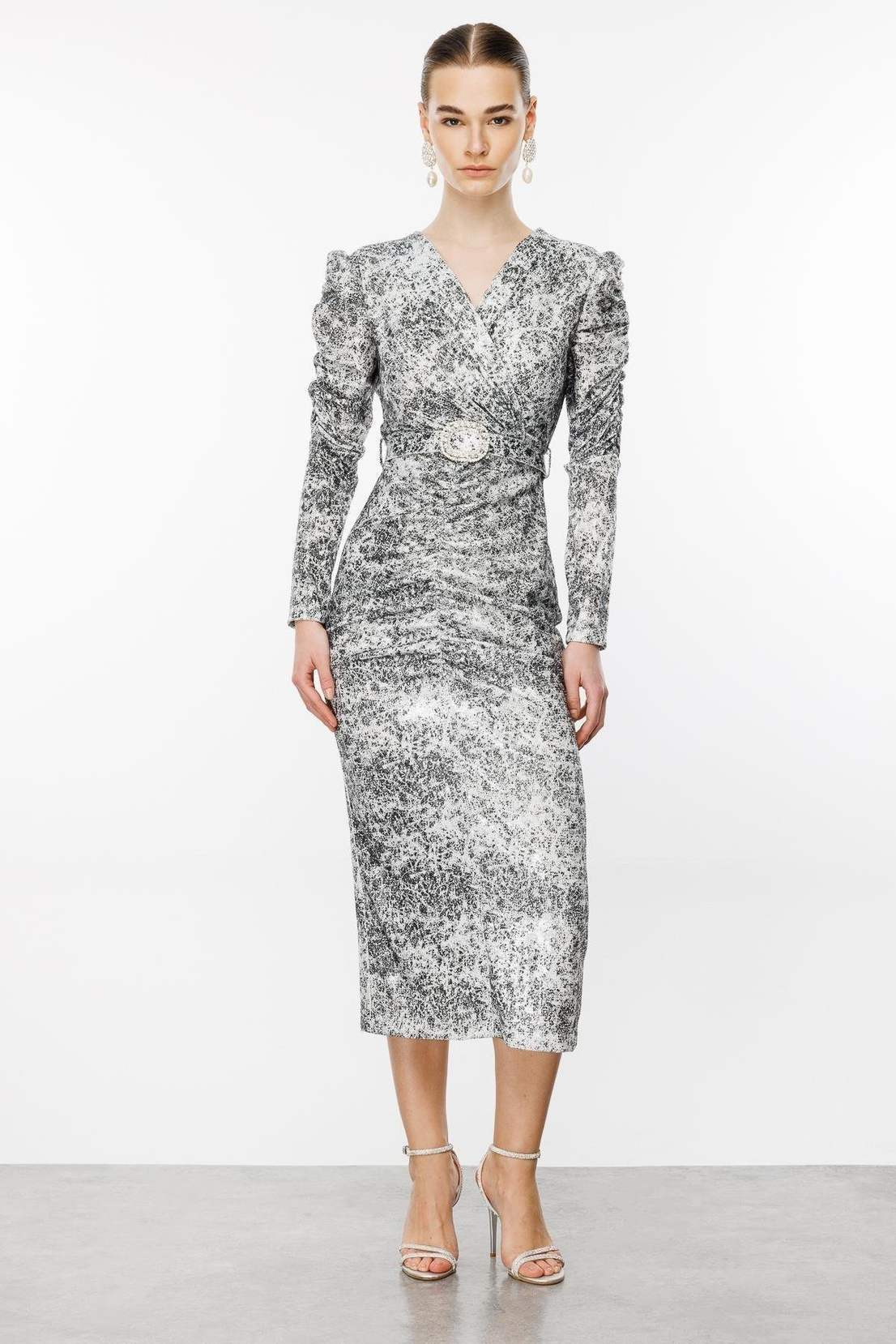 Büzgü Detaylı Kruvaze Payet Elbise SİYAH