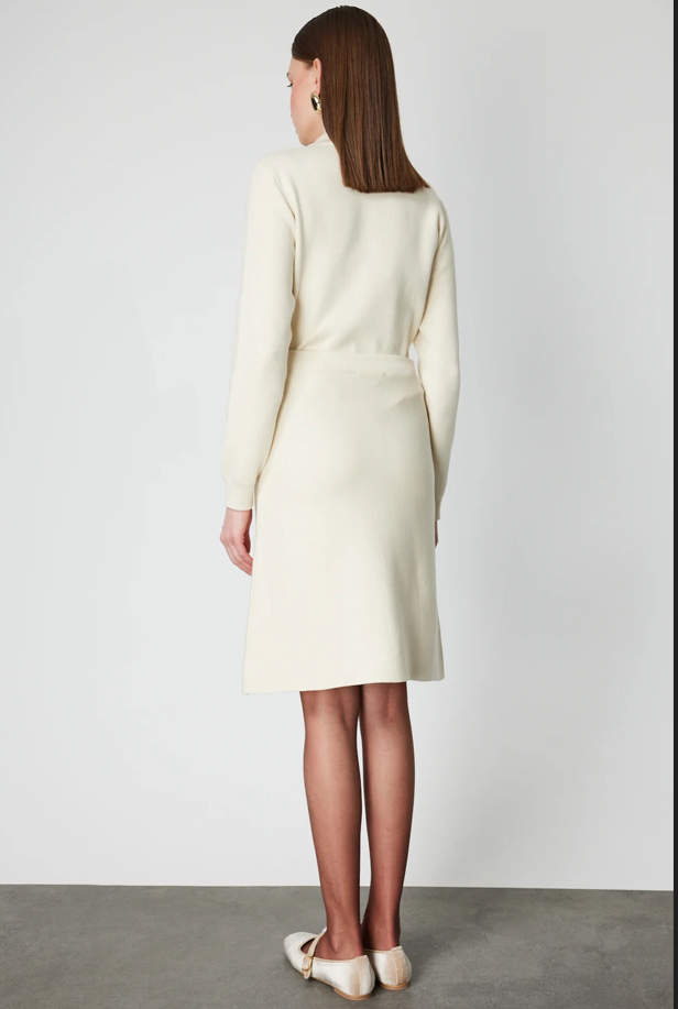 Cep Kapaklı Mini Etek KREM