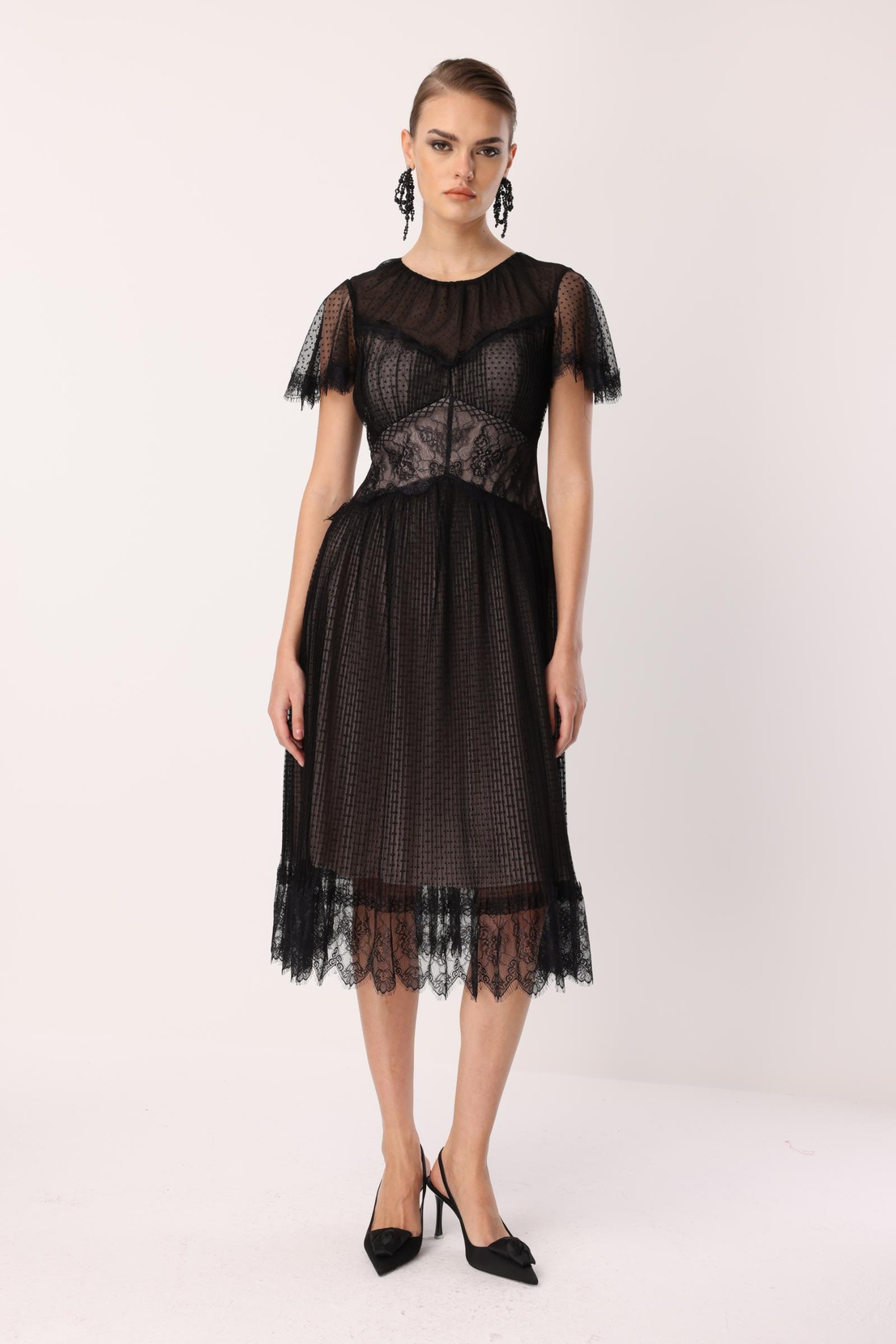 Dantel Garnili Tül Elbise SİYAH