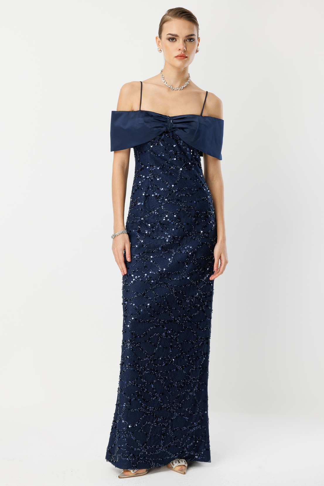 Dantel İşleme Detay Yaka Abiye LACİVERT