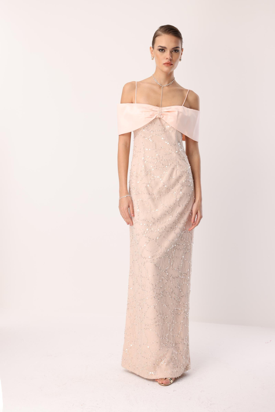 Dantel İşleme Detay Yaka Abiye PUDRA