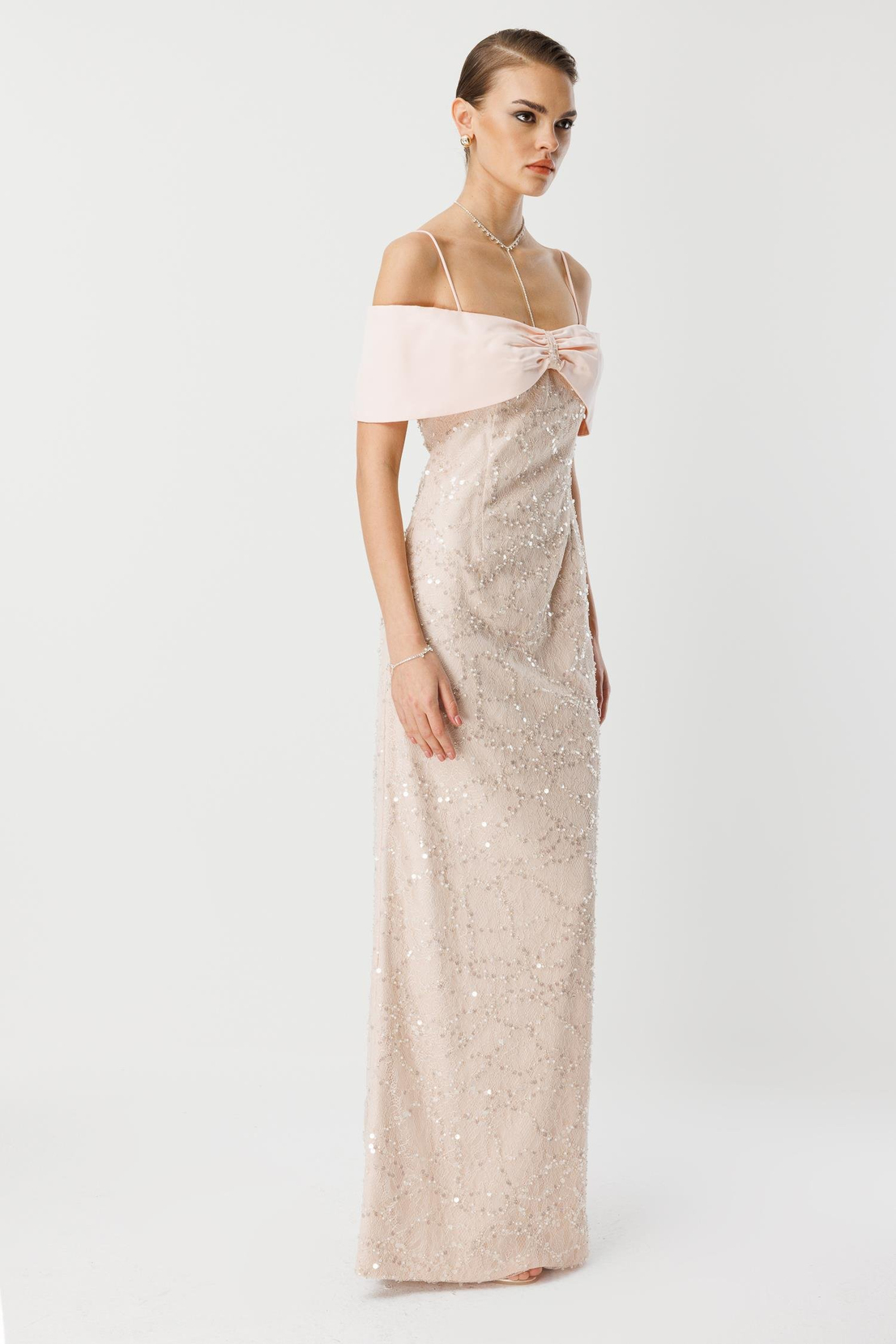 Dantel İşleme Detay Yaka Abiye PUDRA