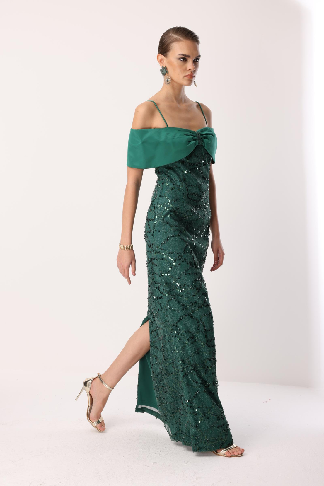 Dantel İşleme Detay Yaka Abiye ZÜMRÜT