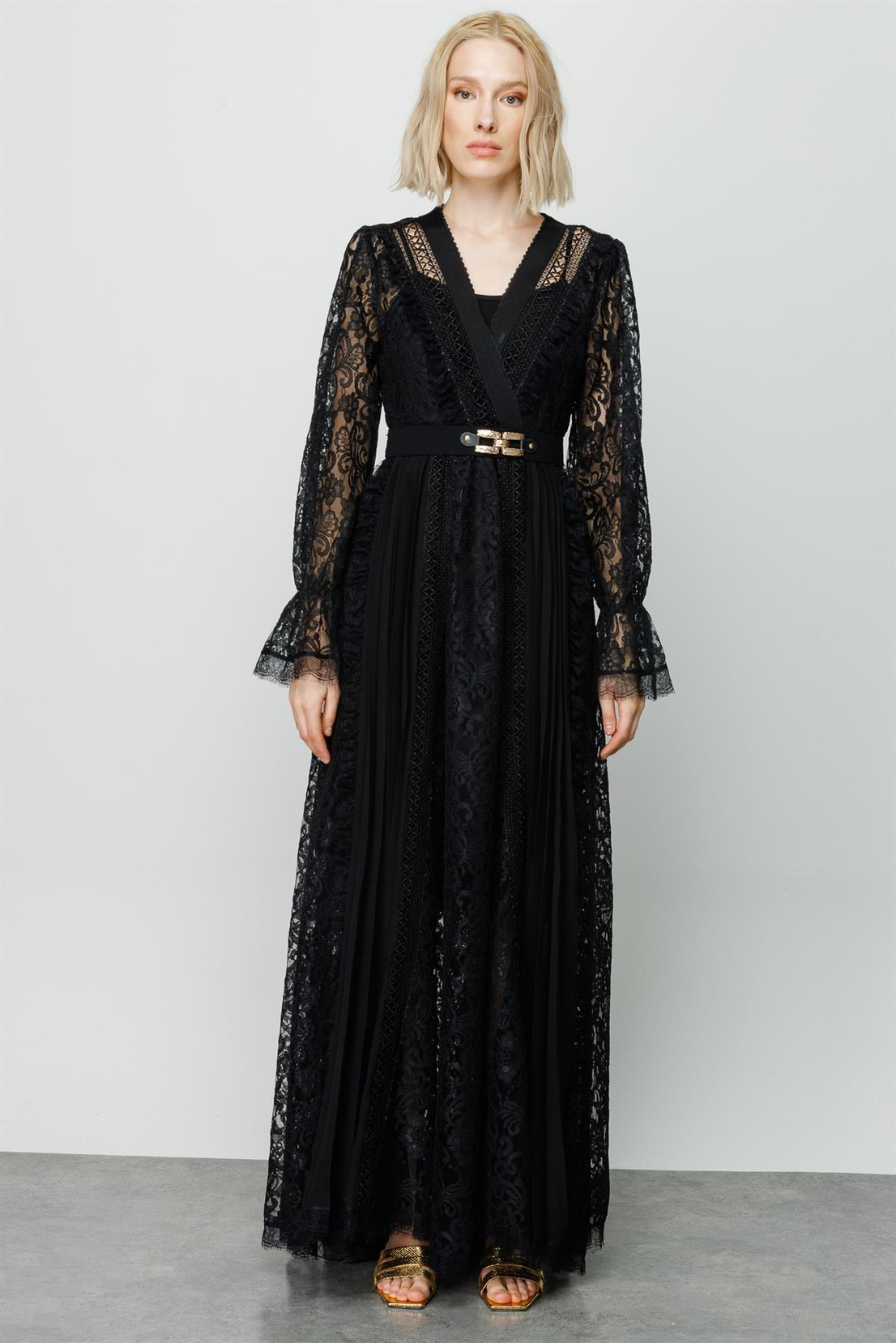 Dantel İşlemeli Kruvaze Elbise SİYAH