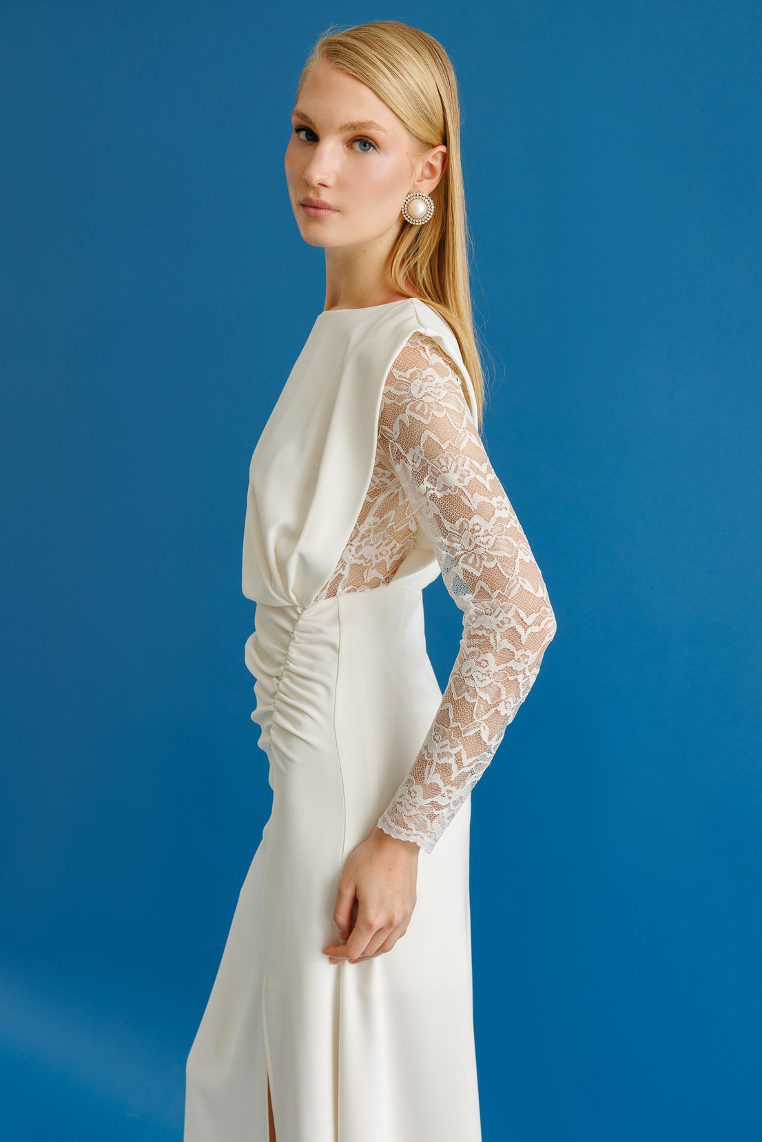 Dantel Kol Krep Yırtmaçlı Elbise EKRU