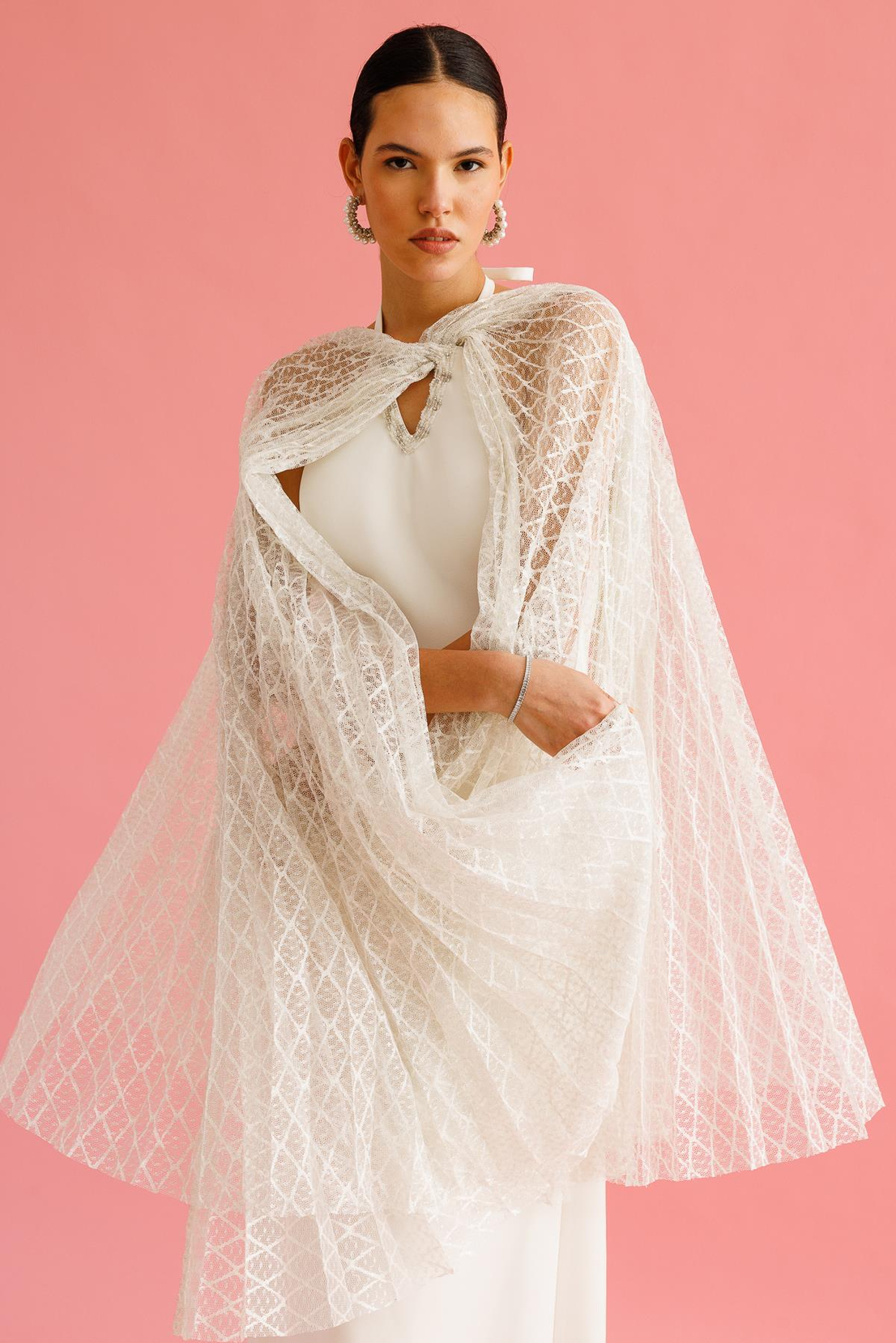 Dantel Pelerinli İşleme Detaylı Abiye Elbise EKRU