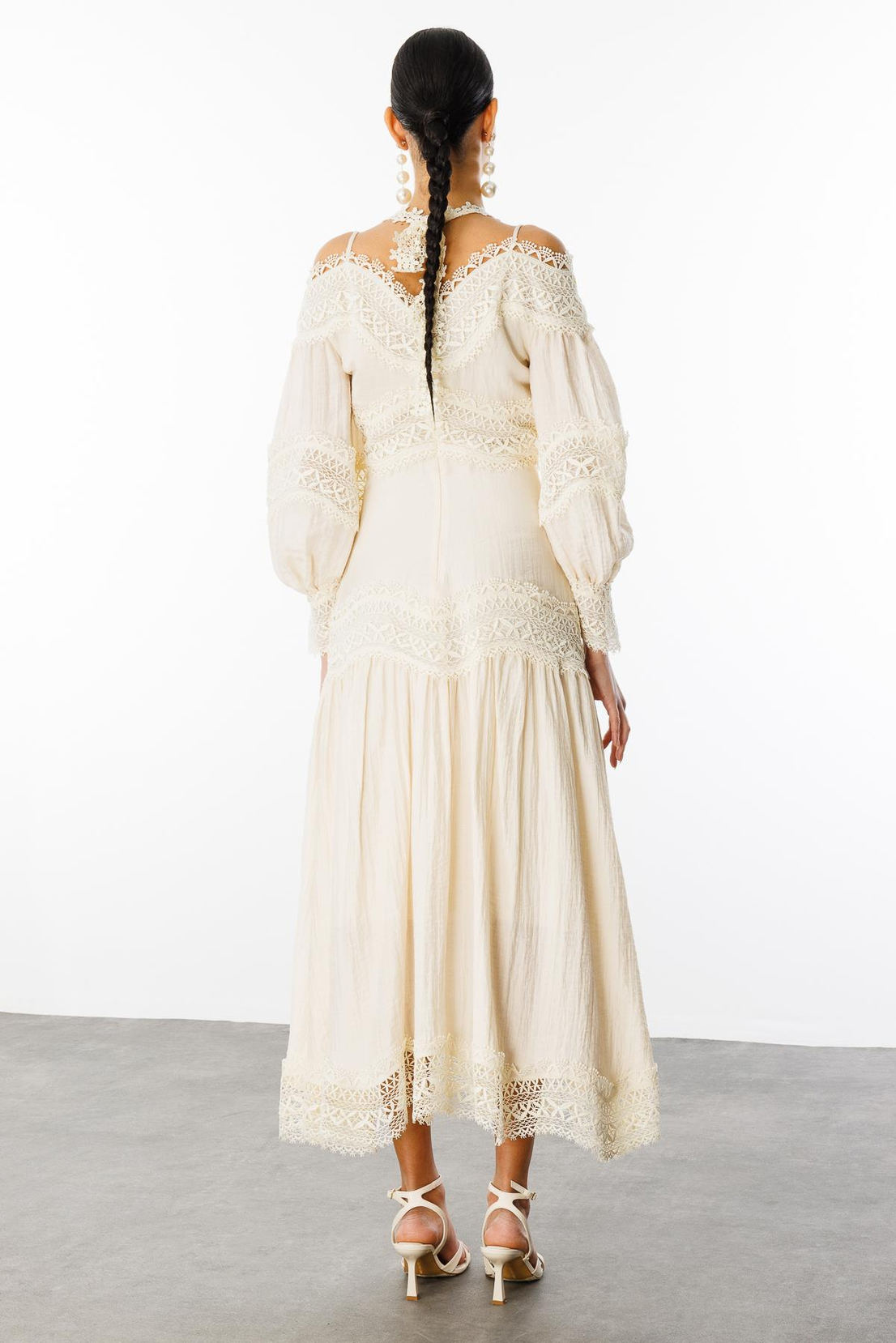 Dantel Şeritli Boyundan Bağlama Detaylı Elbise EKRU