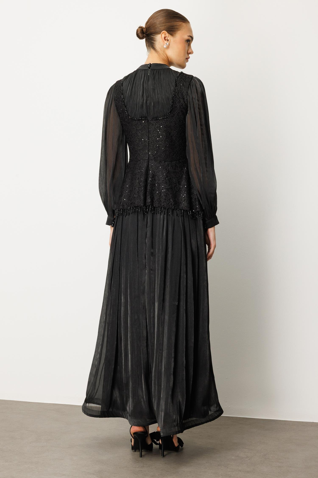 Drape İşlemeli Elbise SİYAH