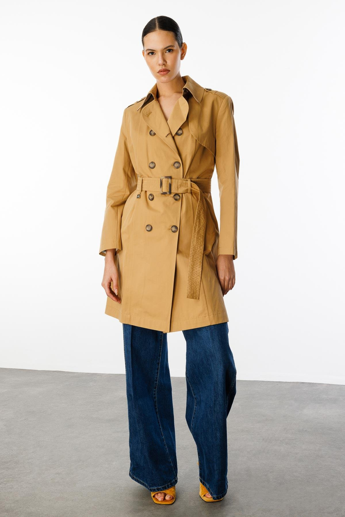 Düğme Kapamalı Kemerli Apoletli Trençkot CAMEL