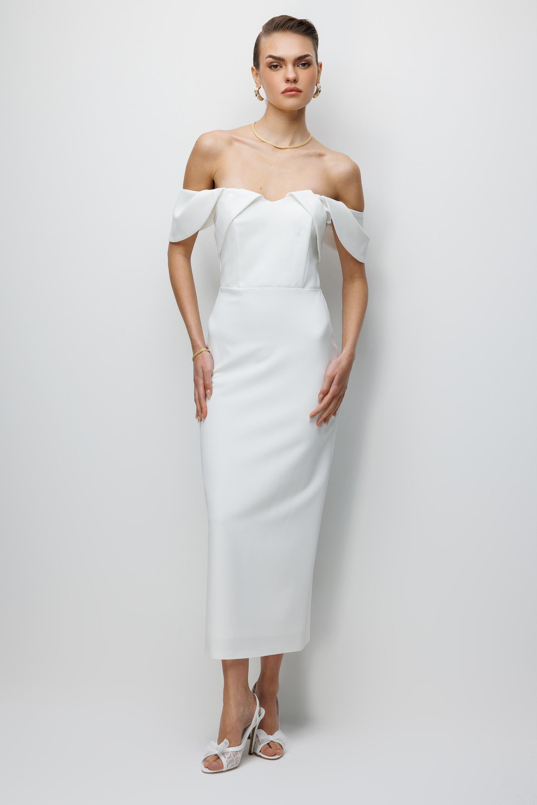Düşük Omuz Detaylı Abiye Elbise EKRU