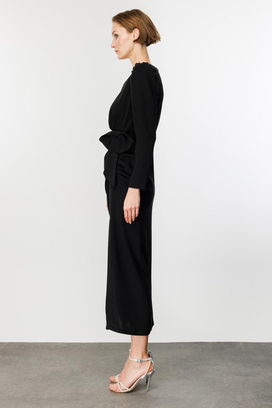 Fiyonklu Elbise SİYAH