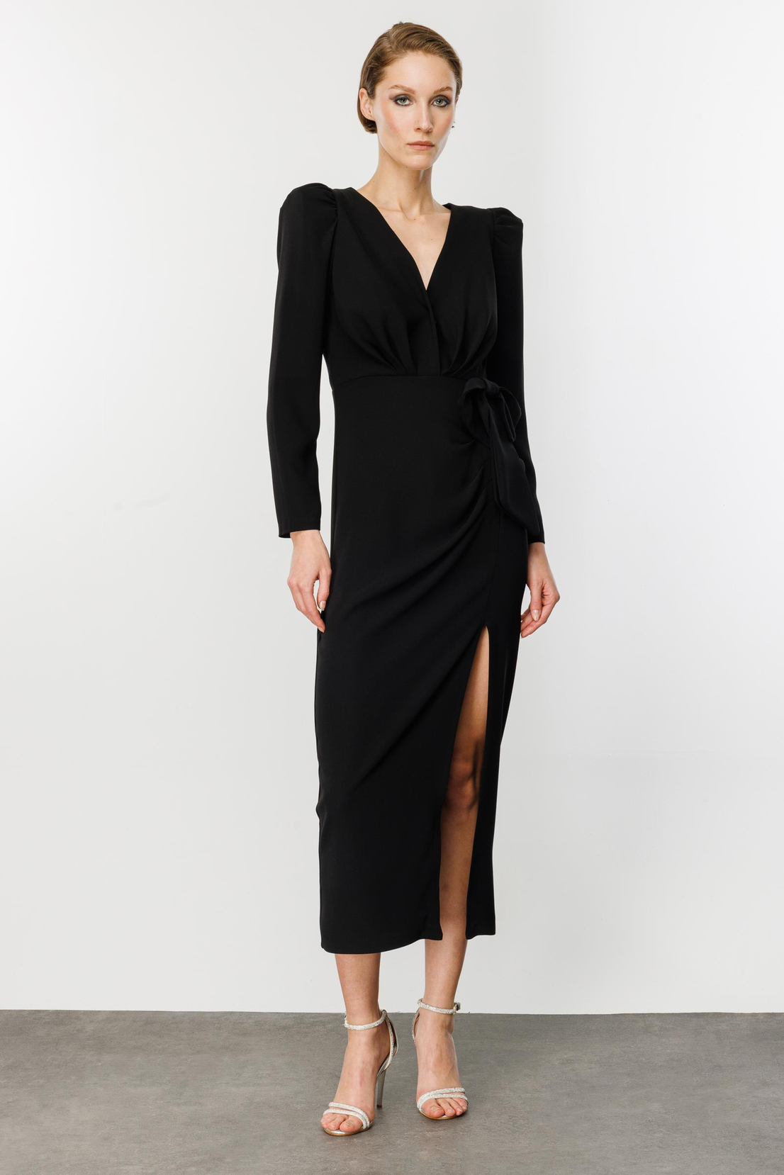 Fiyonklu Elbise SİYAH