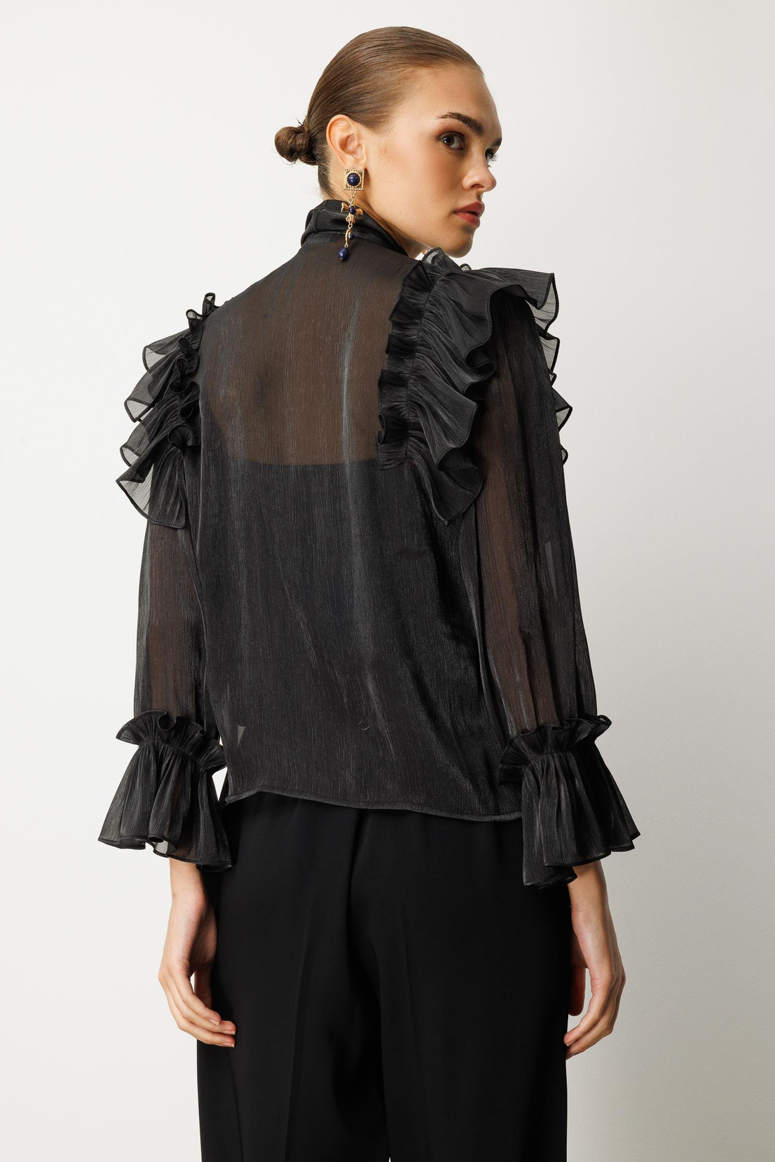Fular Detaylı Organze Bluz SİYAH