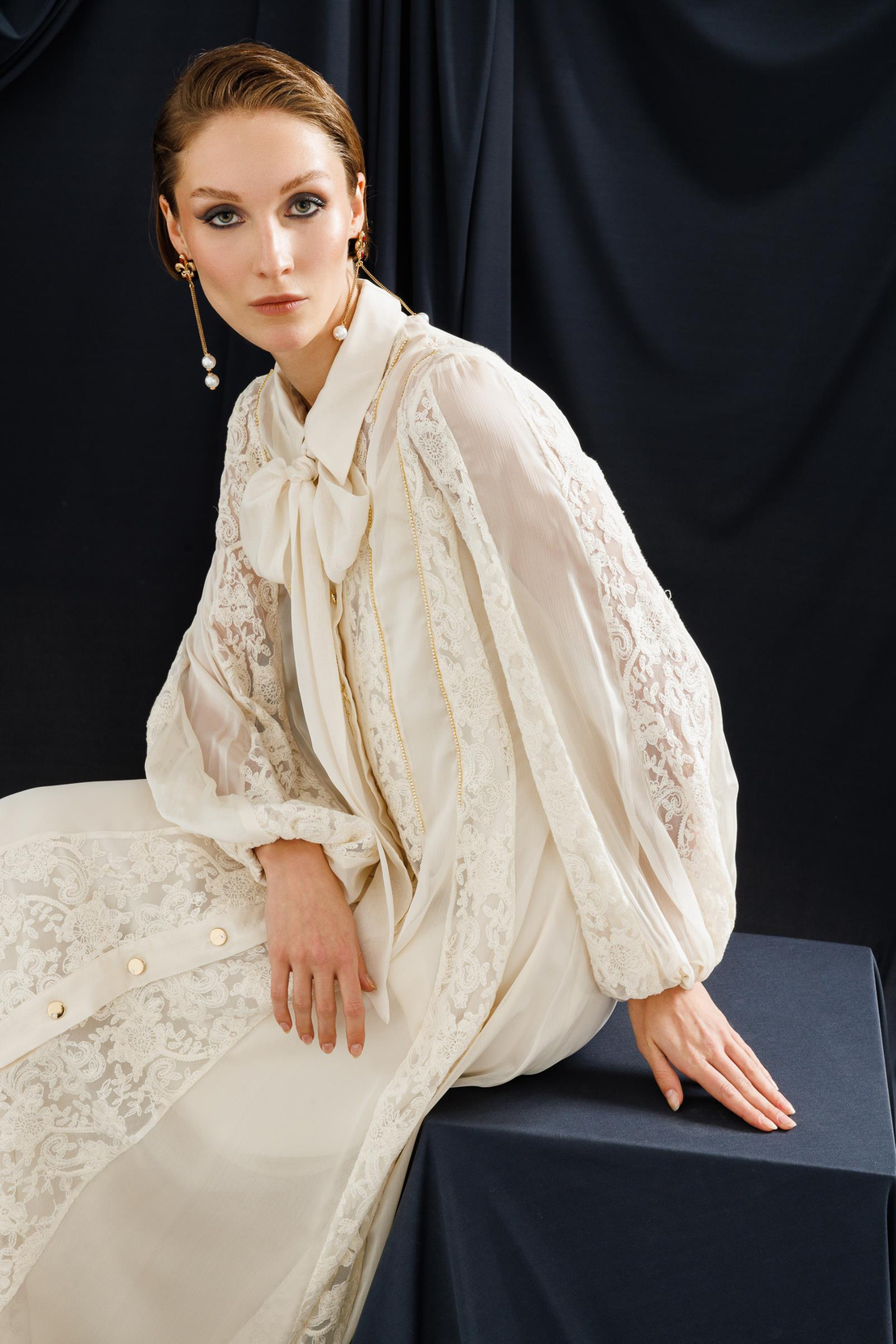 Gömlek Yaka Zincir Şeritli Maksi Elbise EKRU