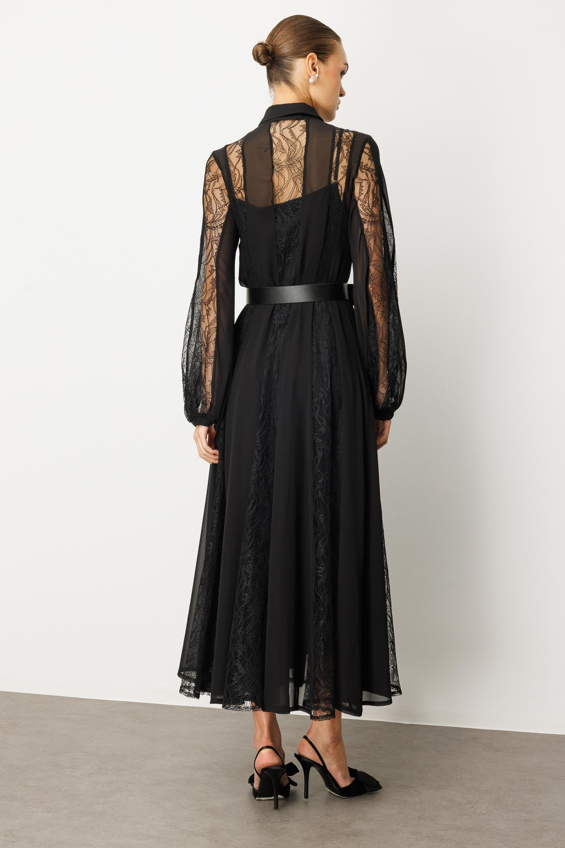 Gömlek Yaka Zincir Şeritli Maksi Elbise SİYAH