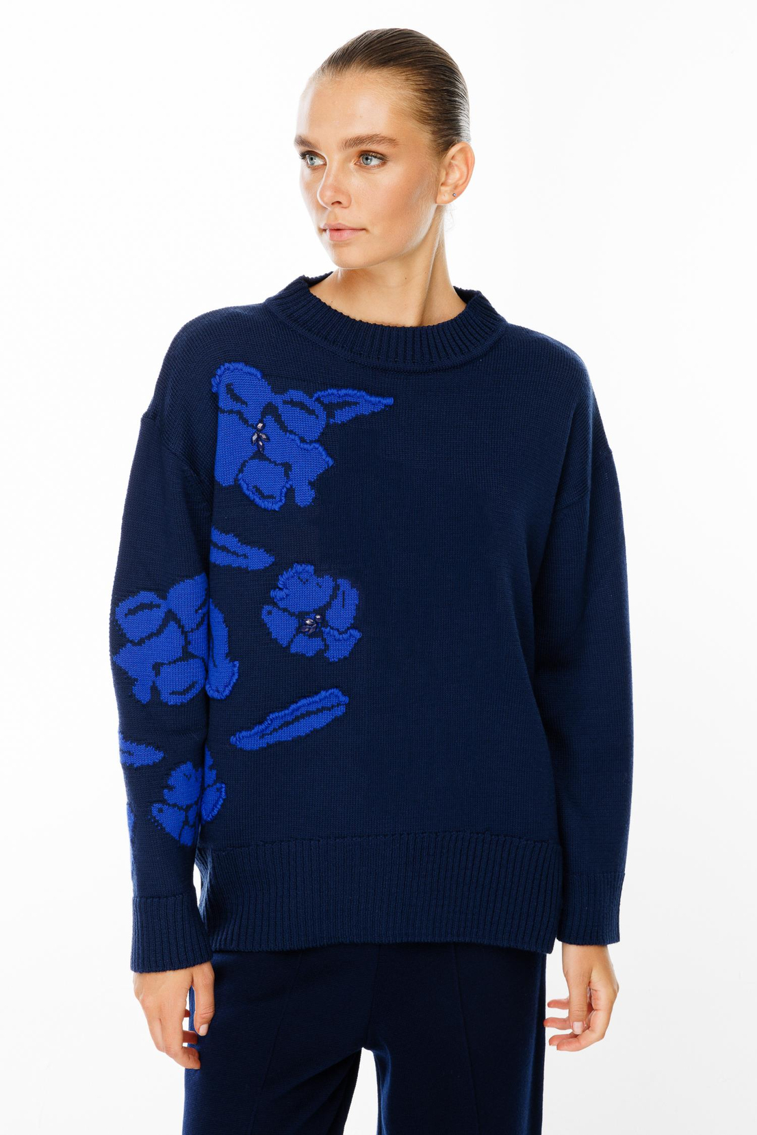 Gül Desenli Uzun Kol Yuvarlak Yaka Kazak LACİVERT