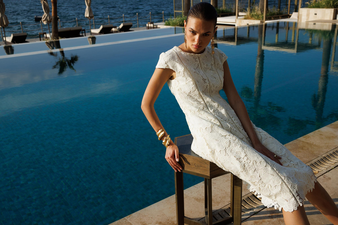 İnci İşleme Detaylı Dantel Elbise EKRU