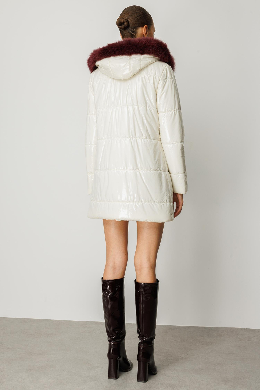 Kapişonlu Kısa Şişme Mont EKRU