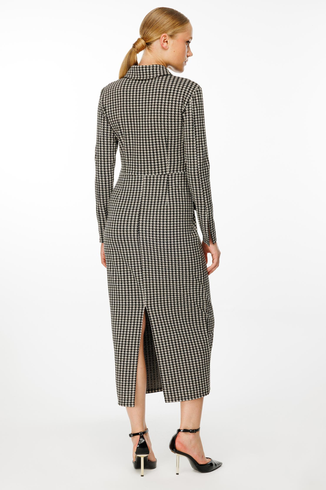 Kazayağı Desen Kapak Cepli Elbise SİYAH