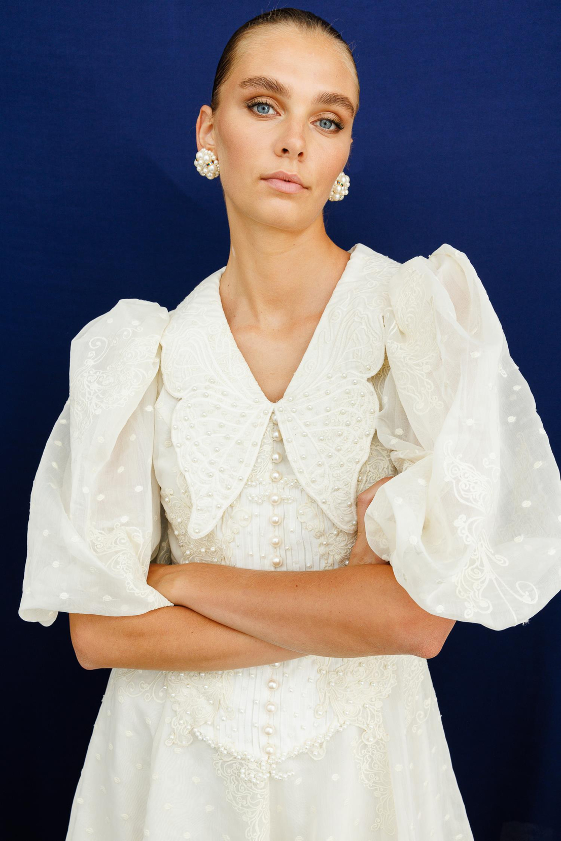 Kelebek Yaka Detay Balon Kol Elbise BEJ