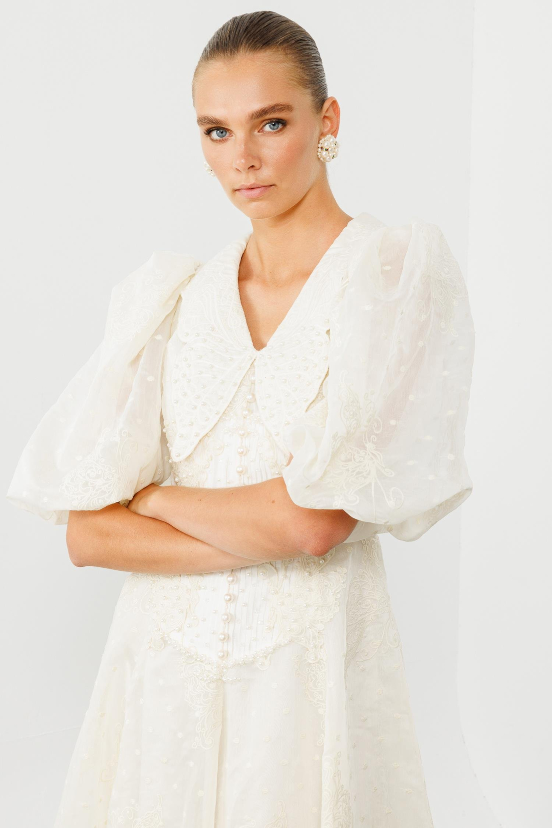 Kelebek Yaka Detay Balon Kol Elbise BEJ