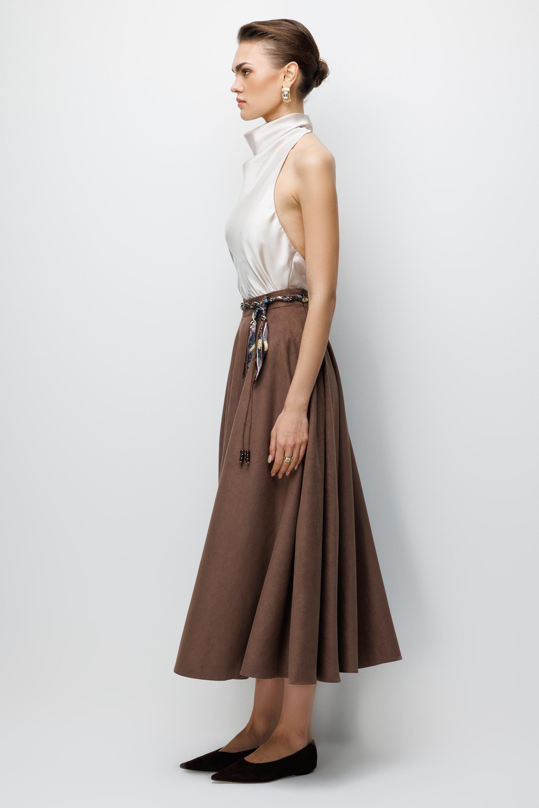 Kemer Detaylı Volanlı Süet Etek KAHVE