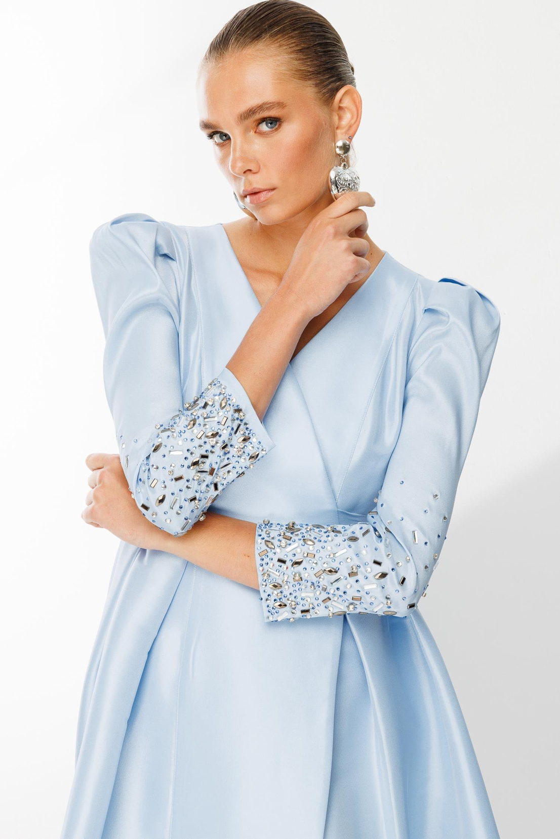 Kol Taş Detaylı Kruvaze Bağlamalı Elbise MAVİ