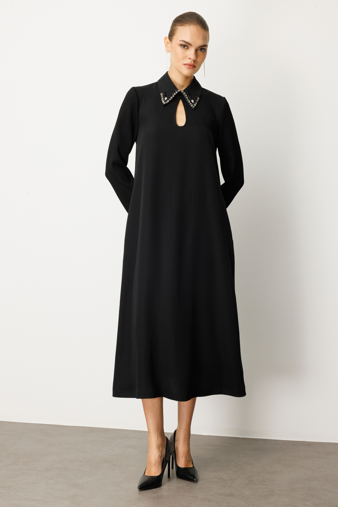 Kolları Trikolu A Form Elbise SİYAH