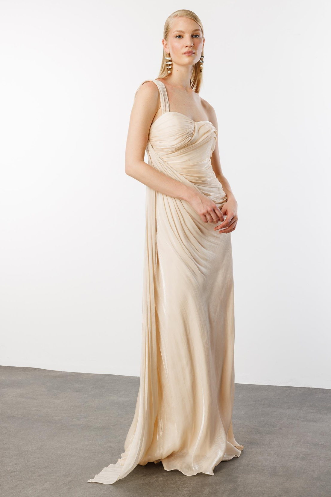 Komple Büzgülü Belden Parçalı Tek Omuz Elbise GOLD