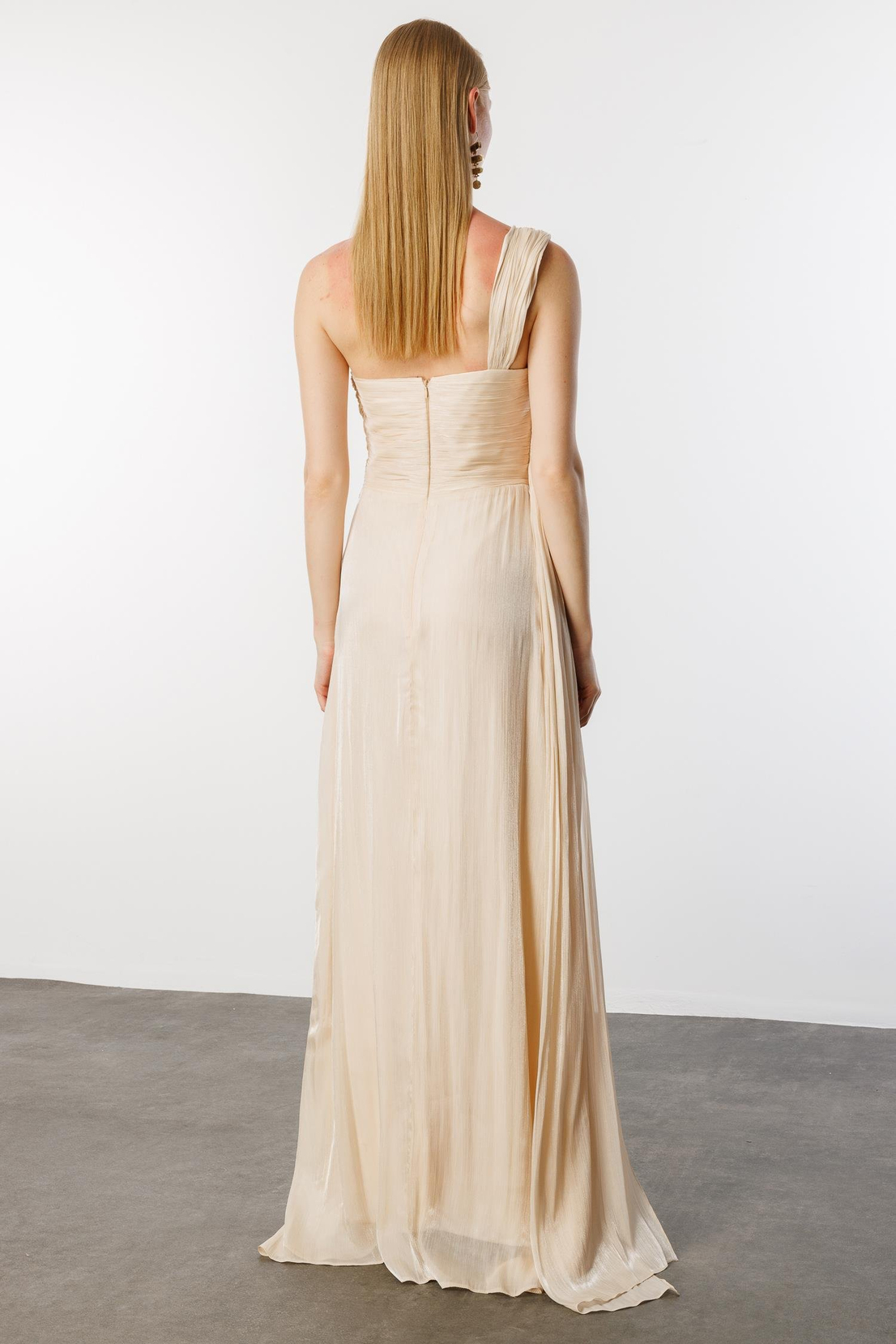 Komple Büzgülü Belden Parçalı Tek Omuz Elbise GOLD